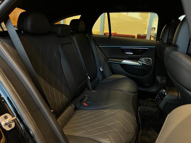 Eクラスオールテレイン E220d 4マチック オールテレイン レザーエクスクルーシブPKG デジタルインテリアPKG アドバンスドPKG レーダーセーフティPKG パノラミックスライディングルーフ HUD Burmester4Dサラウンドサウンド 黒革 ドラレコ(10枚目)