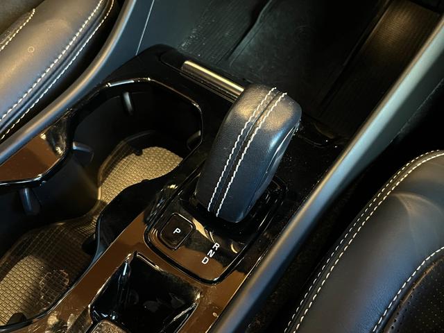 XC40 B4 AWD Rデザイン ACC LKA BLIS harman/kardon 純正ナビTV全方位カメラ 黒半革 シートヒーター パワーシート LEDヘッドライト 19インチAW パワーバックドア ETC ドラレコ 1オーナー(19枚目)