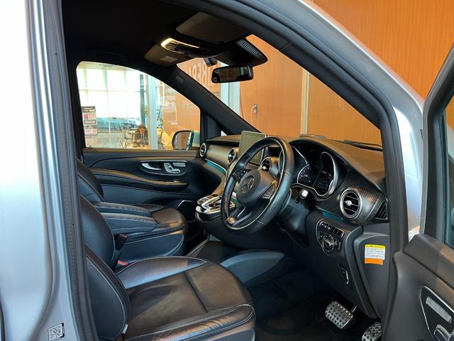 Vクラス V220d スポーツ ロング レーダーセーフティPKG パノラマサンルーフ Burmester 純正ナビ TV 全方位カメラ 黒革シートヒーター パワーシート LEDヘッドライト 両側パワースライドドア パワーバックドア ドラレコ(6枚目)