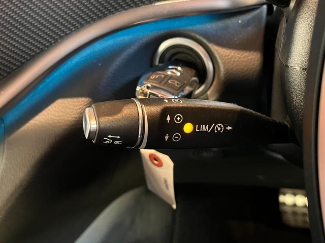 Vクラス V220d スポーツ ロング レーダーセーフティPKG パノラマサンルーフ Burmester 純正ナビ TV 全方位カメラ 黒革シートヒーター パワーシート LEDヘッドライト 両側パワースライドドア パワーバックドア ドラレコ(36枚目)