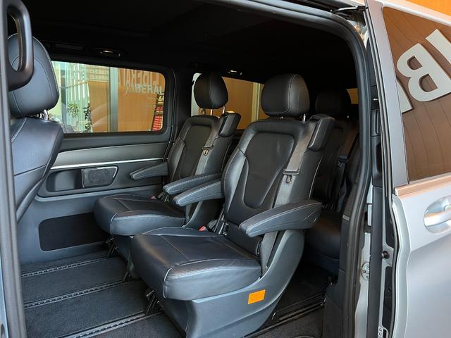 Vクラス V220d スポーツ ロング レーダーセーフティPKG パノラマサンルーフ Burmester 純正ナビ TV 全方位カメラ 黒革シートヒーター パワーシート LEDヘッドライト 両側パワースライドドア パワーバックドア ドラレコ(54枚目)