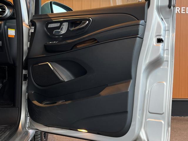 Vクラス V220d スポーツ ロング レーダーセーフティPKG パノラマサンルーフ Burmester 純正ナビ TV 全方位カメラ 黒革シートヒーター パワーシート LEDヘッドライト 両側パワースライドドア パワーバックドア ドラレコ(56枚目)
