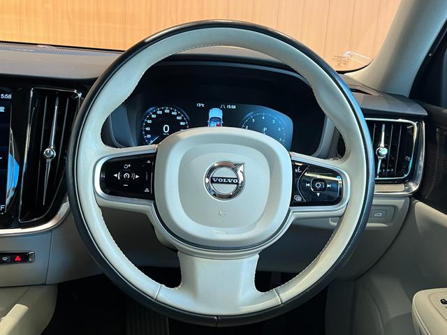V60 クロスカントリー T5 AWD プロ harman/kardon HUD 純正ナビ TV 全方位カメラ 白革 エアシート シートヒーター パワーシート LEDヘッドライト 19インチAW パワーバックドア 液晶メーター ワンオーナー(27枚目)
