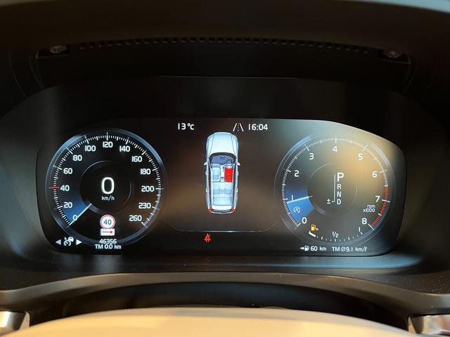V60 クロスカントリー T5 AWD プロ harman/kardon HUD 純正ナビ TV 全方位カメラ 白革 エアシート シートヒーター パワーシート LEDヘッドライト 19インチAW パワーバックドア 液晶メーター ワンオーナー(28枚目)