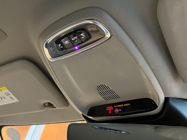 V60 クロスカントリー T5 AWD プロ harman/kardon HUD 純正ナビ TV 全方位カメラ 白革 エアシート シートヒーター パワーシート LEDヘッドライト 19インチAW パワーバックドア 液晶メーター ワンオーナー(39枚目)