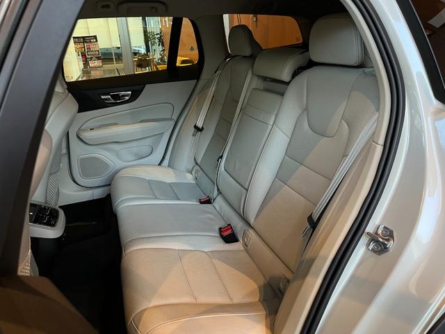 V60 クロスカントリー T5 AWD プロ harman/kardon HUD 純正ナビ TV 全方位カメラ 白革 エアシート シートヒーター パワーシート LEDヘッドライト 19インチAW パワーバックドア 液晶メーター ワンオーナー(52枚目)