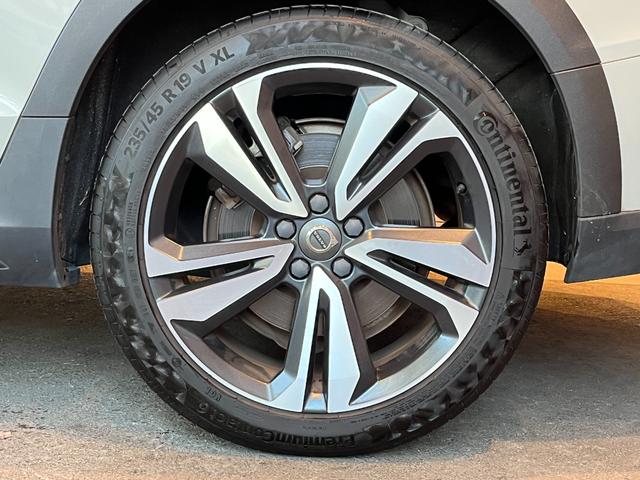 V60 クロスカントリー T5 AWD プロ harman/kardon HUD 純正ナビ TV 全方位カメラ 白革 エアシート シートヒーター パワーシート LEDヘッドライト 19インチAW パワーバックドア 液晶メーター ワンオーナー(75枚目)