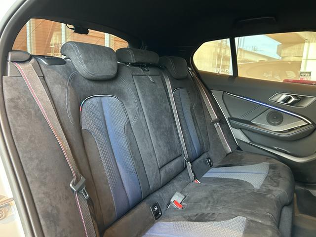 １シリーズ １１８ｄ　Ｍスポーツ　ｉＤｒｉｖｅナビゲーションＰＫＧ　コンフォートＰＫＧ　ＭスポーツプラスＰＫＧ　ＴＶ　ＬＥＤヘッドライト　１８インチＡＷ　Ｍスポーツシート　Ｍスポーツブレーキ　コンフォートアクセス　パワーバックドア（9枚目）