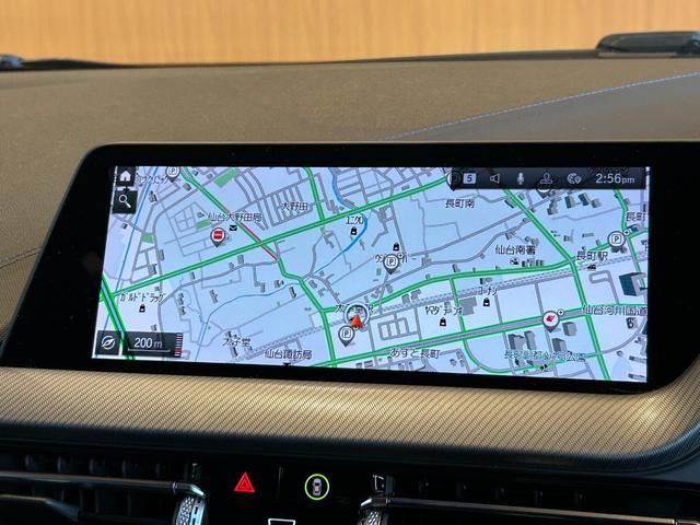 １シリーズ １１８ｄ　Ｍスポーツ　ｉＤｒｉｖｅナビゲーションＰＫＧ　コンフォートＰＫＧ　ＭスポーツプラスＰＫＧ　ＴＶ　ＬＥＤヘッドライト　１８インチＡＷ　Ｍスポーツシート　Ｍスポーツブレーキ　コンフォートアクセス　パワーバックドア（10枚目）