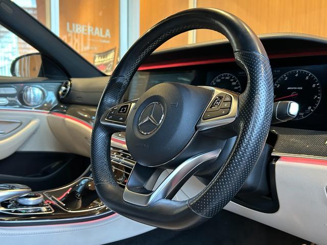 Ｅクラスステーションワゴン Ｅ４３　４マチック　ステーションワゴン　レーダーセーフティＰＫＧ　パノラミックスライディングルーフ　ＨＵＤ　Ｂｕｒｍｅｓｔｅｒ　純正ナビ　ＴＶ　全方位カメラ　ベージュ革　シートヒーター　マルチビームＬＥＤ　２０インチＡＷ　ドラレコ　ＥＴＣ（5枚目）