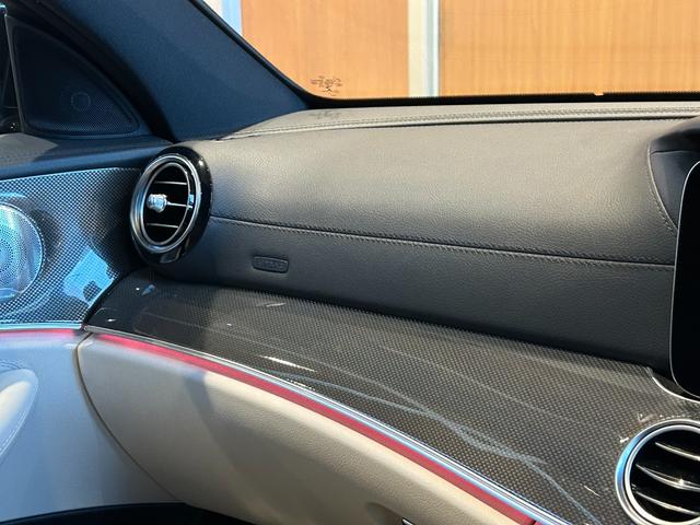 Ｅクラスステーションワゴン Ｅ４３　４マチック　ステーションワゴン　レーダーセーフティＰＫＧ　パノラミックスライディングルーフ　ＨＵＤ　Ｂｕｒｍｅｓｔｅｒ　純正ナビ　ＴＶ　全方位カメラ　ベージュ革　シートヒーター　マルチビームＬＥＤ　２０インチＡＷ　ドラレコ　ＥＴＣ（45枚目）
