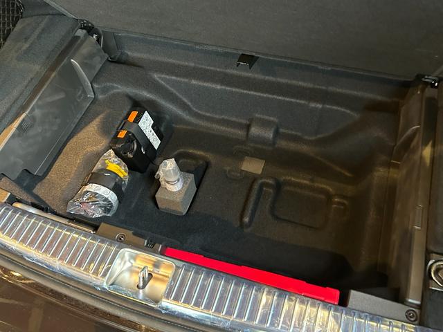 Ｅクラスステーションワゴン Ｅ４３　４マチック　ステーションワゴン　レーダーセーフティＰＫＧ　パノラミックスライディングルーフ　ＨＵＤ　Ｂｕｒｍｅｓｔｅｒ　純正ナビ　ＴＶ　全方位カメラ　ベージュ革　シートヒーター　マルチビームＬＥＤ　２０インチＡＷ　ドラレコ　ＥＴＣ（62枚目）
