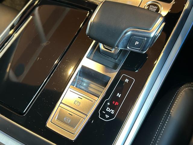 バックオーダーをご利用いただければ、希少なお車や、特定の装備のついたお車など、お客様からのご要望に応じて全国ネットワークからお探しさせて頂きます。