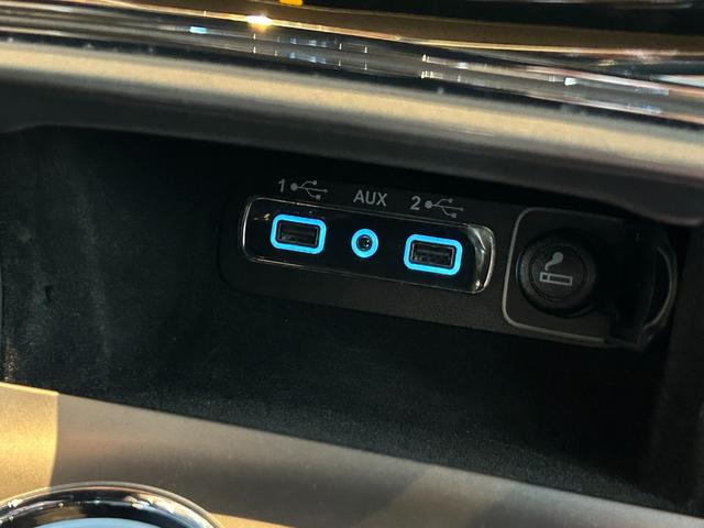 ジープ・グランドチェロキー ＷＫ　１０ｔｈアニバーサリーエディション　ＡＣＣ　ＬＫＡ　ＢＳＭ　純正ナビ　ＴＶ　フロント／サイド／バックカメラ　黒革　エアシート　シートヒーター　パワーシート　ＬＥＤヘッドライト　１８インチＡＷ　スマートキー　パワーバックドア　ワンオーナー（21枚目）