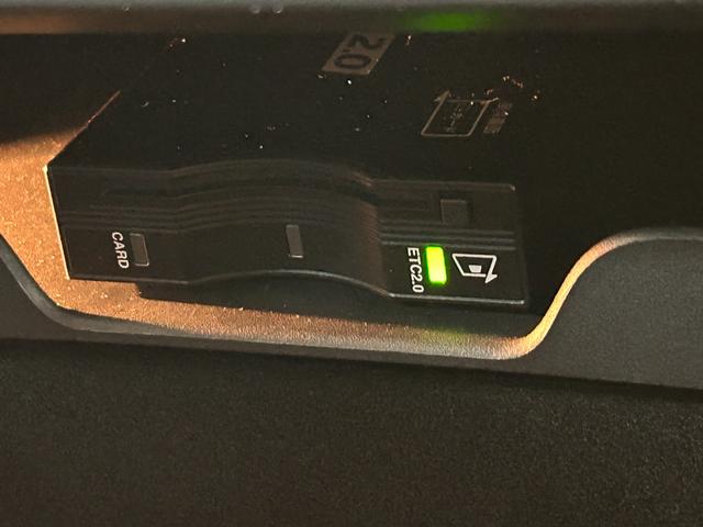 ジープ・グランドチェロキー ＷＫ　１０ｔｈアニバーサリーエディション　ＡＣＣ　ＬＫＡ　ＢＳＭ　純正ナビ　ＴＶ　フロント／サイド／バックカメラ　黒革　エアシート　シートヒーター　パワーシート　ＬＥＤヘッドライト　１８インチＡＷ　スマートキー　パワーバックドア　ワンオーナー（44枚目）