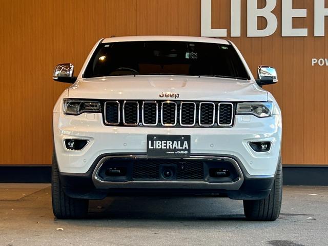 ジープ・グランドチェロキー ＷＫ　１０ｔｈアニバーサリーエディション　ＡＣＣ　ＬＫＡ　ＢＳＭ　純正ナビ　ＴＶ　フロント／サイド／バックカメラ　黒革　エアシート　シートヒーター　パワーシート　ＬＥＤヘッドライト　１８インチＡＷ　スマートキー　パワーバックドア　ワンオーナー（58枚目）