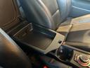 １３５ｉ　ＬＣＩモデル　ｉＤｒｉｖｅナビ　黒革　シートヒーター　パワーシート　キセノンヘッドライト　オートライト　フロント／バックカメラ　プッシュエンジンスタート　１８インチＡＷ　ＥＴＣ　ステアリングスイッチ（23枚目）
