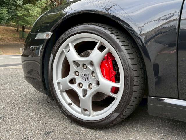 ９１１ ９１１カレラＳ　カレラＳ　サンルーフ　黒革　クルーズコントロール　シートヒーター　Ｂカメラ　フルセグＴＶ　ナビ　ＥＴＣ　記録簿　スペアキー　禁煙（38枚目）