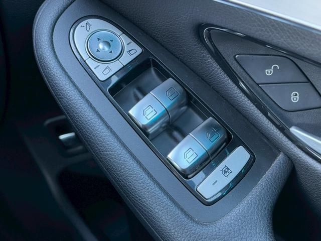 GLC GLC250 4マチック 4WD アダクティブクルーズコントロール シートヒーター パワーシート パワートランク ナビ TV Bluetooth Bカメラ ETC スペアキー(31枚目)