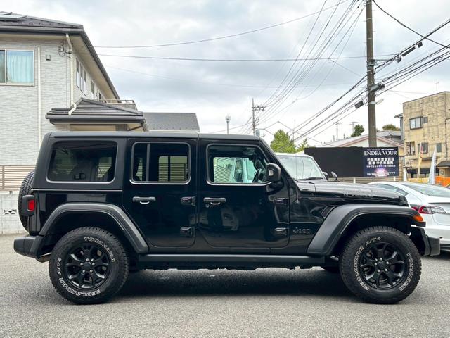 ジープ・ラングラーアンリミテッド ウィリス 100台限定車 スマートキー Bカメラ ブルートゥース クルーズコントロール オートエアコン ETC!(6枚目)