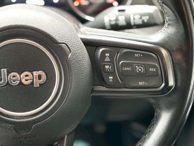 ジープ・ラングラーアンリミテッド ウィリス 100台限定車 スマートキー Bカメラ ブルートゥース クルーズコントロール オートエアコン ETC!(25枚目)