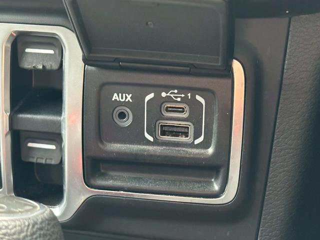 ジープ・ラングラーアンリミテッド ウィリス 100台限定車 スマートキー Bカメラ ブルートゥース クルーズコントロール オートエアコン ETC!(29枚目)