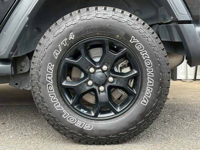 ジープ・ラングラーアンリミテッド ウィリス 100台限定車 スマートキー Bカメラ ブルートゥース クルーズコントロール オートエアコン ETC!(44枚目)