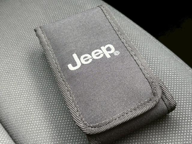 ジープ・ラングラーアンリミテッド ウィリス 100台限定車 スマートキー Bカメラ ブルートゥース クルーズコントロール オートエアコン ETC!(46枚目)