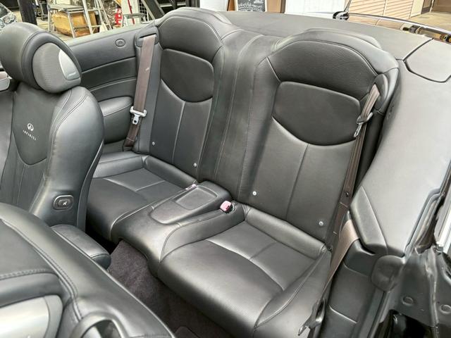 G37 ベースグレード コンバーチブル カーFAX シートヒーター ベンチレーション Bカメラ クルーズコントロール 禁煙(19枚目)