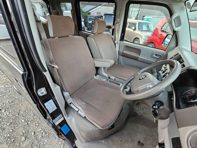 エブリイワゴン ＪＰターボ　４ＷＤ　ターボ　ＥＴＣ　両側スライドドア　電格ミラー　シートヒーター　ユーザー買取　車検Ｒ９　２月まで（11枚目）