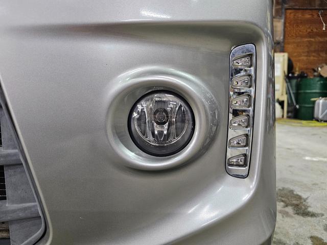 スペーシアカスタム ＸＳ　Ｂｌｕｅｔｏｏｔｈ接続　両側パワスラ　ビルトインＥＴＣ　アイドリングストップ　スマートキー　プッシュスタート　オートライト　ＯＨコンソール　オートエアコン　ルームクリーニング済み　車検Ｒ８　７月まで（27枚目）