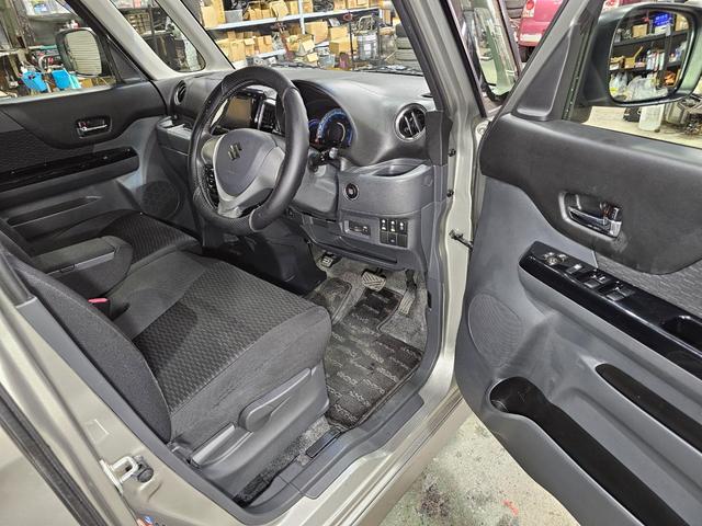 スペーシアカスタム ＸＳ　Ｂｌｕｅｔｏｏｔｈ接続　両側パワスラ　ビルトインＥＴＣ　アイドリングストップ　スマートキー　プッシュスタート　オートライト　ＯＨコンソール　オートエアコン　ルームクリーニング済み　車検Ｒ８　７月まで（39枚目）