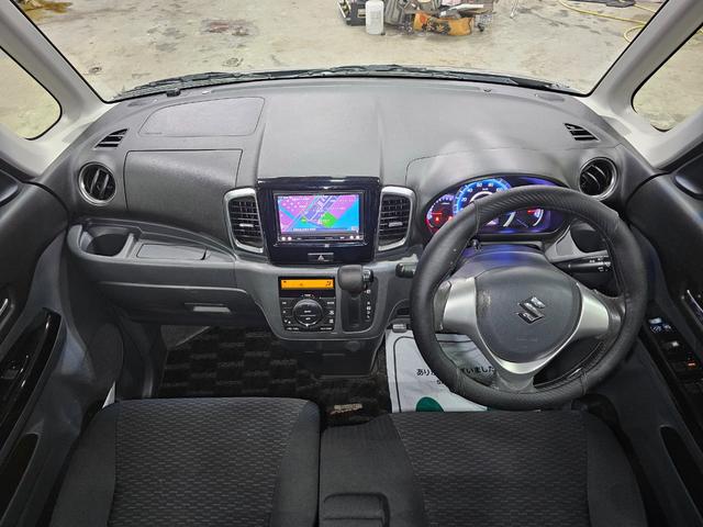 スペーシアカスタム ＸＳ　Ｂｌｕｅｔｏｏｔｈ接続　両側パワスラ　ビルトインＥＴＣ　アイドリングストップ　スマートキー　プッシュスタート　オートライト　ＯＨコンソール　オートエアコン　ルームクリーニング済み　車検Ｒ８　７月まで（41枚目）