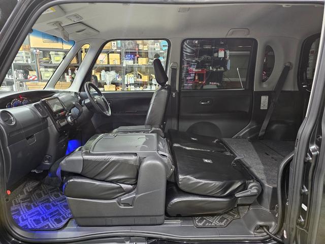 タント カスタムＸ　ローダウン　後期　Ｂｌｕｅｔｏｏｔｈ接続　フルセグ　ＥＴＣ　エコアイドル　スマートキー　パワスラ　足元イルミ　ピラーレス　フルフラットシート　シートカバー　オートエアコン　ルームクリーニング済み（7枚目）