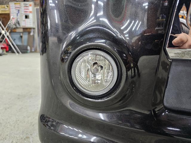 タント カスタムＸ　ローダウン　後期　Ｂｌｕｅｔｏｏｔｈ接続　フルセグ　ＥＴＣ　エコアイドル　スマートキー　パワスラ　足元イルミ　ピラーレス　フルフラットシート　シートカバー　オートエアコン　ルームクリーニング済み（28枚目）