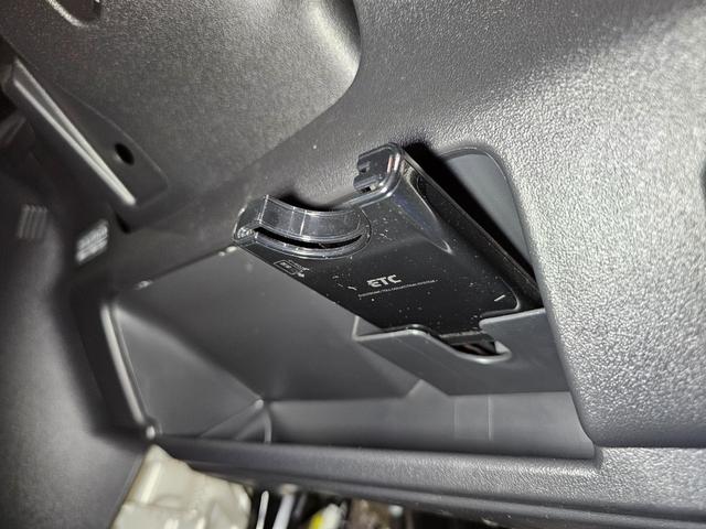 タント カスタムＸ　ローダウン　後期　Ｂｌｕｅｔｏｏｔｈ接続　フルセグ　ＥＴＣ　エコアイドル　スマートキー　パワスラ　足元イルミ　ピラーレス　フルフラットシート　シートカバー　オートエアコン　ルームクリーニング済み（48枚目）