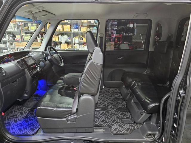 タント カスタムＸ　ローダウン　後期　Ｂｌｕｅｔｏｏｔｈ接続　フルセグ　ＥＴＣ　エコアイドル　スマートキー　パワスラ　足元イルミ　ピラーレス　フルフラットシート　シートカバー　オートエアコン　ルームクリーニング済み（54枚目）