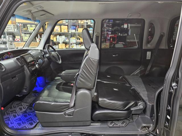 タント カスタムＸ　ローダウン　後期　Ｂｌｕｅｔｏｏｔｈ接続　フルセグ　ＥＴＣ　エコアイドル　スマートキー　パワスラ　足元イルミ　ピラーレス　フルフラットシート　シートカバー　オートエアコン　ルームクリーニング済み（58枚目）