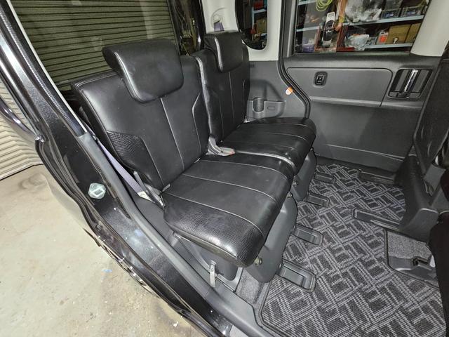 タント カスタムＸ　ローダウン　後期　Ｂｌｕｅｔｏｏｔｈ接続　フルセグ　ＥＴＣ　エコアイドル　スマートキー　パワスラ　足元イルミ　ピラーレス　フルフラットシート　シートカバー　オートエアコン　ルームクリーニング済み（61枚目）