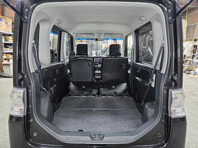 タント カスタムＸ　ローダウン　後期　Ｂｌｕｅｔｏｏｔｈ接続　フルセグ　ＥＴＣ　エコアイドル　スマートキー　パワスラ　足元イルミ　ピラーレス　フルフラットシート　シートカバー　オートエアコン　ルームクリーニング済み（66枚目）