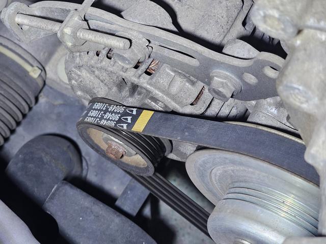 タント カスタムＸ　ローダウン　後期　Ｂｌｕｅｔｏｏｔｈ接続　フルセグ　ＥＴＣ　エコアイドル　スマートキー　パワスラ　足元イルミ　ピラーレス　フルフラットシート　シートカバー　オートエアコン　ルームクリーニング済み（70枚目）