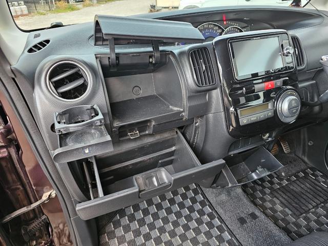 タント カスタムＲＳ　後期　ターボ　地デジ　パワスラ　スマートキー　電格ミラー　イルミ　ＯＨコンソール前後　ピラーレス　フルフラットシート　ＭＯＭＯステ　オートエアコン　修復歴なし　車検Ｒ９　３月まで（22枚目）