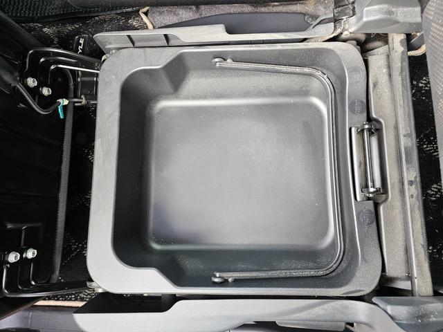 スペーシアカスタム Ｊスタイル　特別仕様車　ドラレコ前後　Ｂｌｕｅｔｏｏｔｈ　Ｂカメラ　フルセグ　ＥＴＣ　スマートキー２つ　両側パワスラ　衝突軽減　アイドリングストップ　　ＯＨコンソール　前２席シートヒーター　車検Ｒ８　５月まで（35枚目）