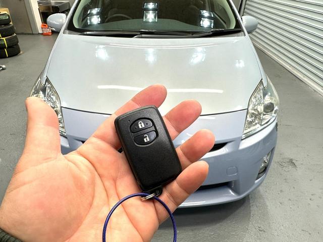 S 1年保証 ナビ 1セグTV バックカメラ フルオートエアコン スマートキー プッシュスタート 禁煙車 前後ショック新品交換済 LEDヘッドライト 純正15インチアルミ EGRバルブ・パイプ一式清掃済(24枚目)