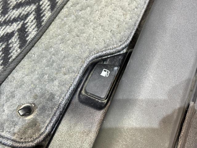 S 1年保証 ナビ 1セグTV バックカメラ フルオートエアコン スマートキー プッシュスタート 禁煙車 前後ショック新品交換済 LEDヘッドライト 純正15インチアルミ EGRバルブ・パイプ一式清掃済(54枚目)