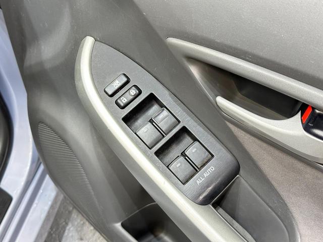 S 1年保証 ナビ 1セグTV バックカメラ フルオートエアコン スマートキー プッシュスタート 禁煙車 前後ショック新品交換済 LEDヘッドライト 純正15インチアルミ EGRバルブ・パイプ一式清掃済(55枚目)