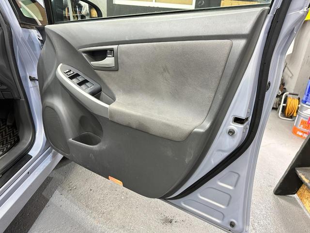 S 1年保証 ナビ 1セグTV バックカメラ フルオートエアコン スマートキー プッシュスタート 禁煙車 前後ショック新品交換済 LEDヘッドライト 純正15インチアルミ EGRバルブ・パイプ一式清掃済(56枚目)