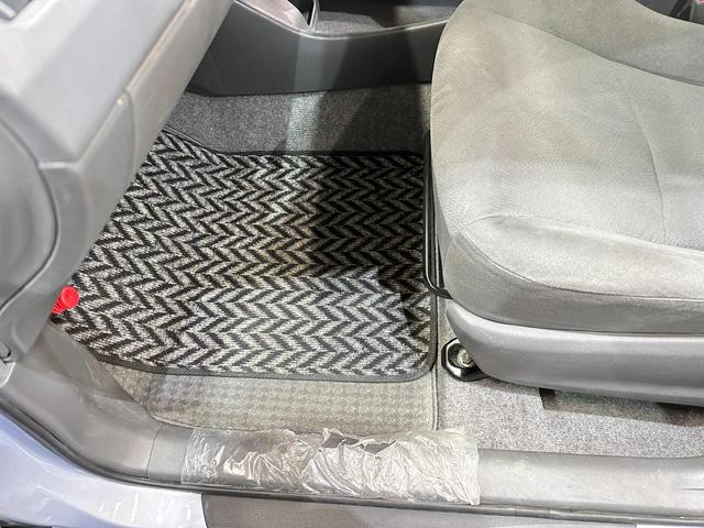 S 1年保証 ナビ 1セグTV バックカメラ フルオートエアコン スマートキー プッシュスタート 禁煙車 前後ショック新品交換済 LEDヘッドライト 純正15インチアルミ EGRバルブ・パイプ一式清掃済(73枚目)