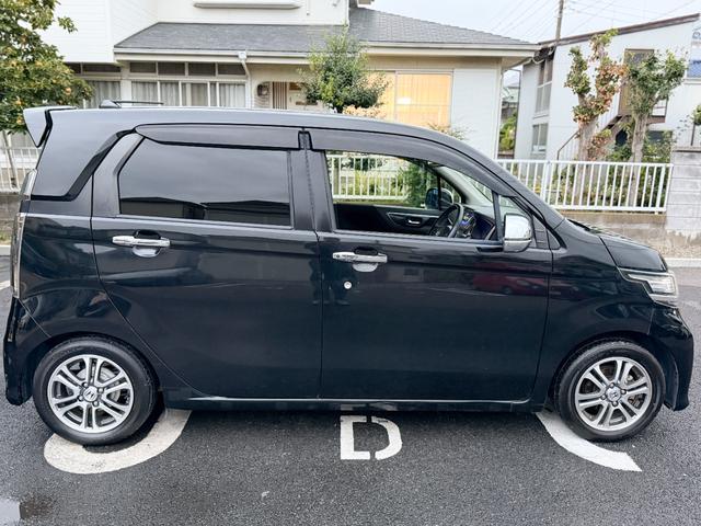 Ｎ－ＷＧＮカスタム Ｇ・ターボパッケージ　全国対応１年保証付　禁煙車　半革シート　衝突軽減ブレーキ　ターボ　パドルシフト　クルコン　プッシュスタート　スマートキ　フルオートエアコン　ＨＩＤヘッドライト　フルエアロ　１４インチアルミ　ローダウン（9枚目）