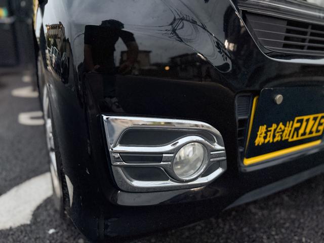 Ｎ－ＷＧＮカスタム Ｇ・ターボパッケージ　全国対応１年保証付　禁煙車　半革シート　衝突軽減ブレーキ　ターボ　パドルシフト　クルコン　プッシュスタート　スマートキ　フルオートエアコン　ＨＩＤヘッドライト　フルエアロ　１４インチアルミ　ローダウン（29枚目）